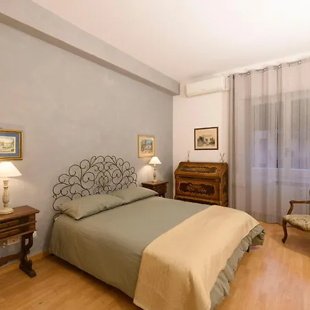 St. Peter's Home, Nel Cuore Della Citta Eterna Сasa de vacaciones Roma